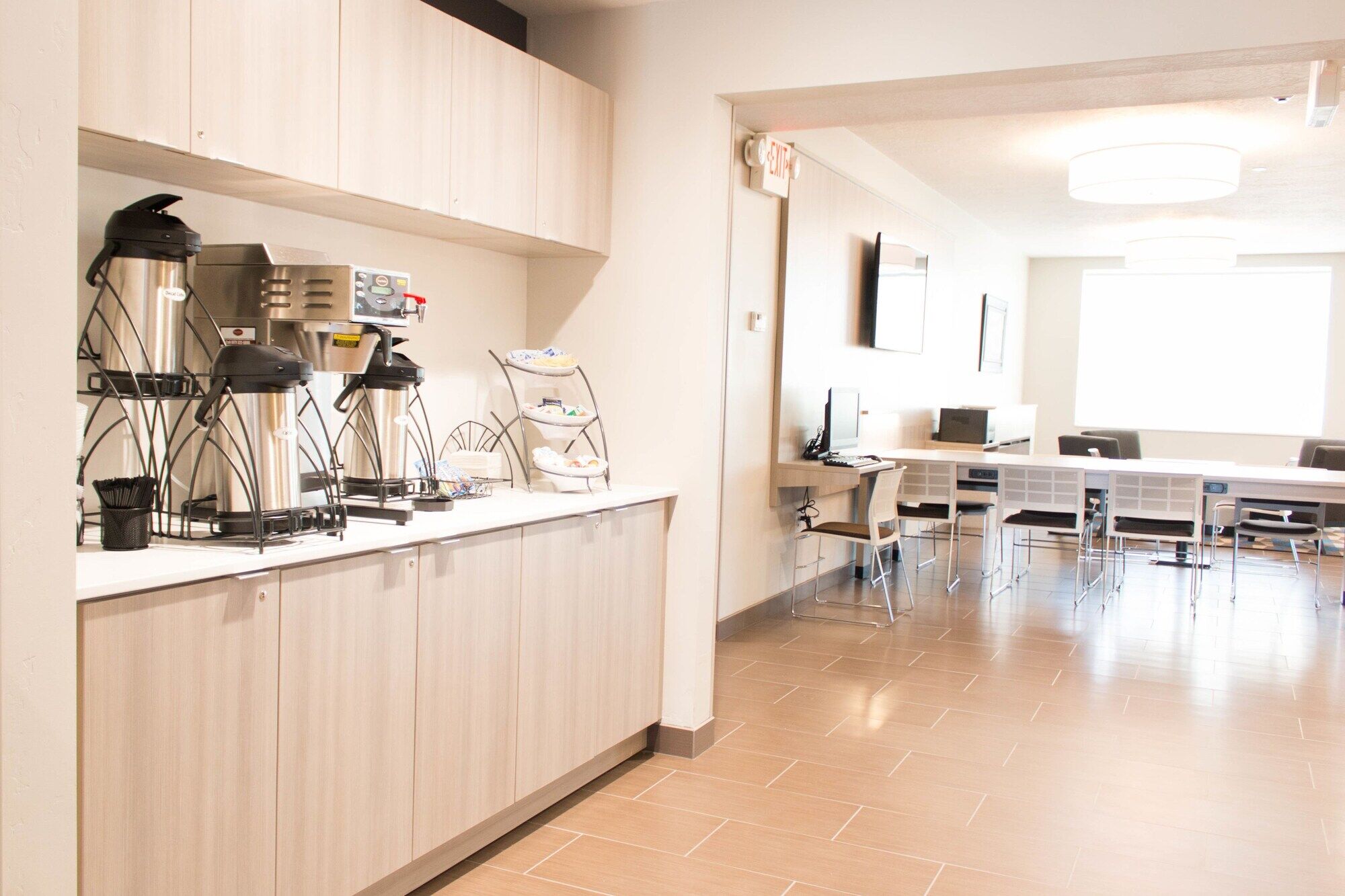 Microtel Inn & Suites By Wyndham ספרינגוויל מראה חיצוני תמונה